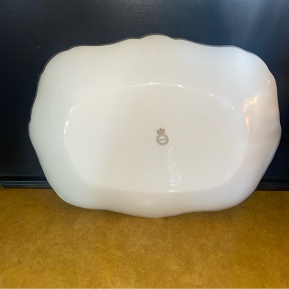 Vintage MADDOCK & SONS," "ENGLAND," and "ROYAL VITREOUS."  Platter 15 x 11 - Picture 2 of 3